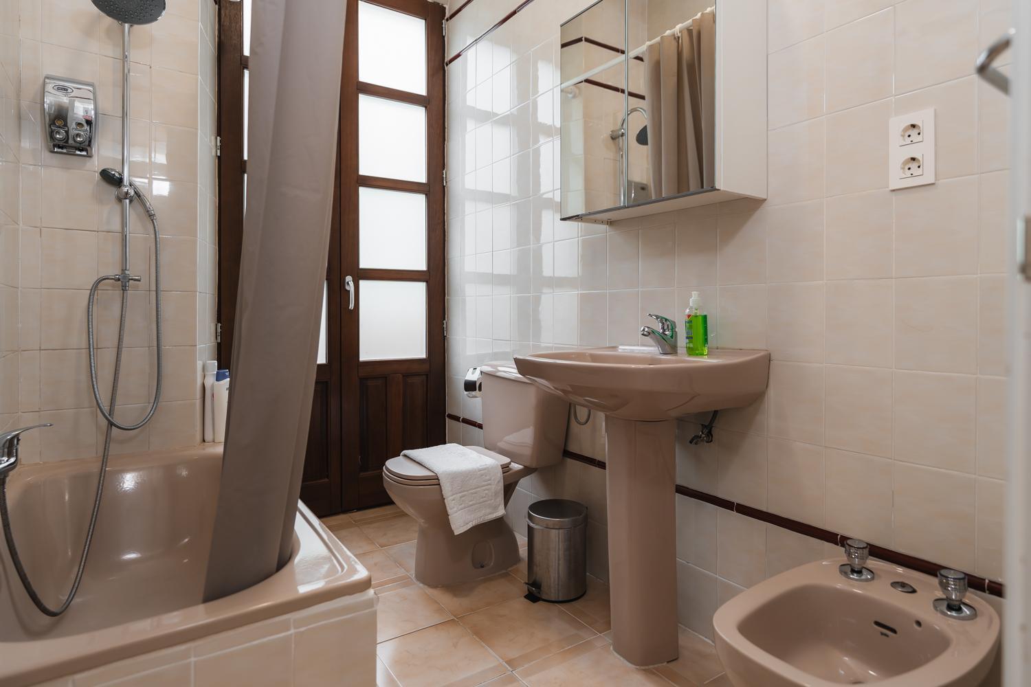 Tuguest Marques De Falces Apartments غرناطة المظهر الخارجي الصورة